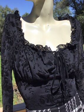 Black Floral Velvet Burnout Lace-Trim Peasant Top